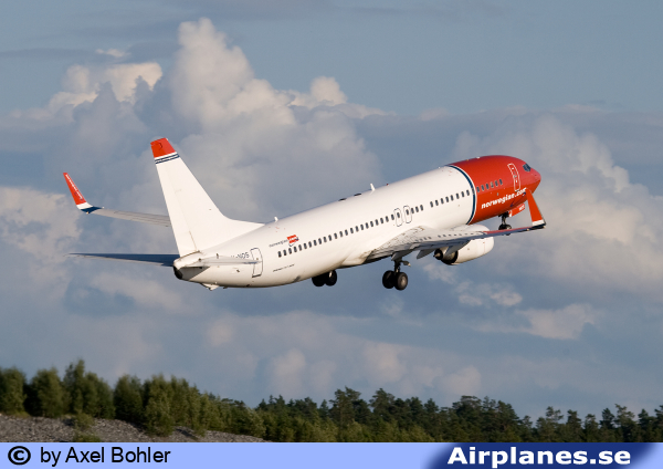 Norwegian Air Shuttle Boeing 737-800